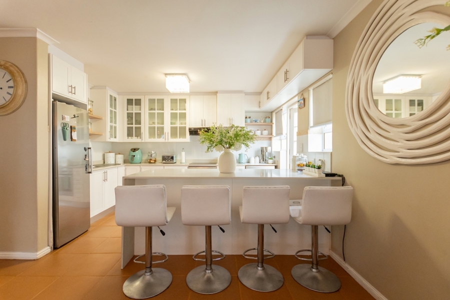 3 Bedroom Property for Sale in Waterfront Western Cape